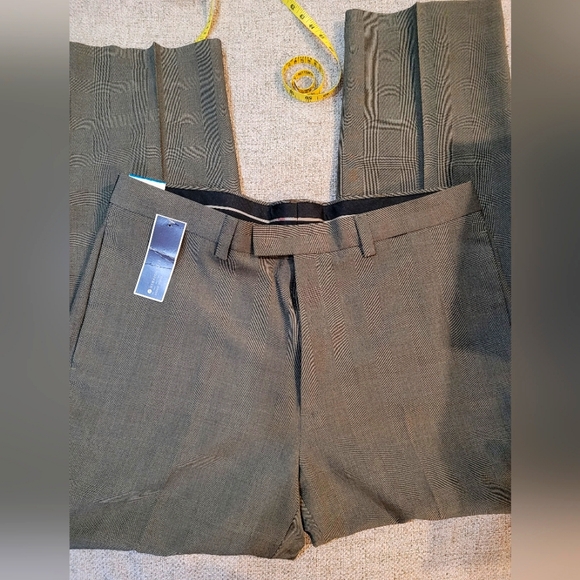 NWT Mens Haggar Dress pants - Picture 2 of 4